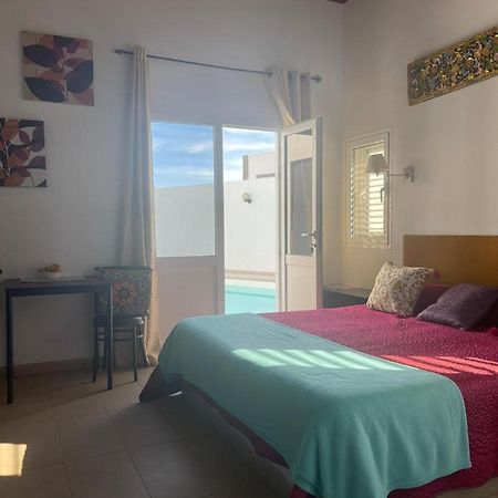 El Limonero Apartment Tias Luaran gambar